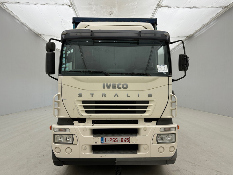 Iveco Stralis 270 - 6x2 - Curtain side truck: picture 2 Iveco Stralis 270 - 6x2 - Curtain side truck: picture 2