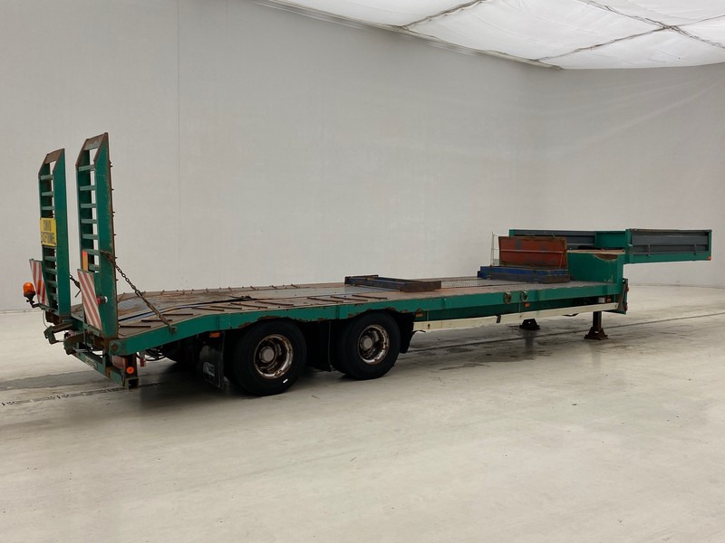 Low loader semi-trailer Kaiser Low bed trailer: picture 6