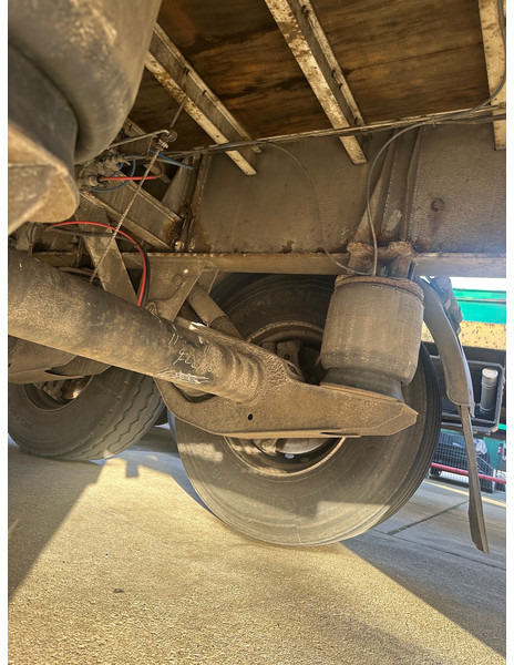 Lecitrailer Plateau - Dropside/ Flatbed semi-trailer: picture 3 Lecitrailer Plateau - Dropside/ Flatbed semi-trailer: picture 3