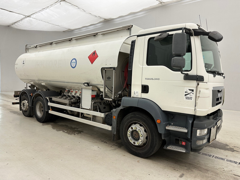MAN TGM 26.340 - 6x2 - Tanker truck: picture 3 MAN TGM 26.340 - 6x2 - Tanker truck: picture 3