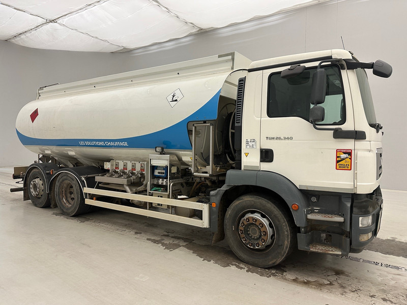 MAN TGM 26.340 - 6x2 - Tanker truck: picture 3 MAN TGM 26.340 - 6x2 - Tanker truck: picture 3