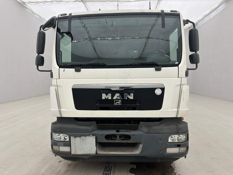 MAN TGM 26.340 - 6x2 - Tanker truck: picture 2 MAN TGM 26.340 - 6x2 - Tanker truck: picture 2