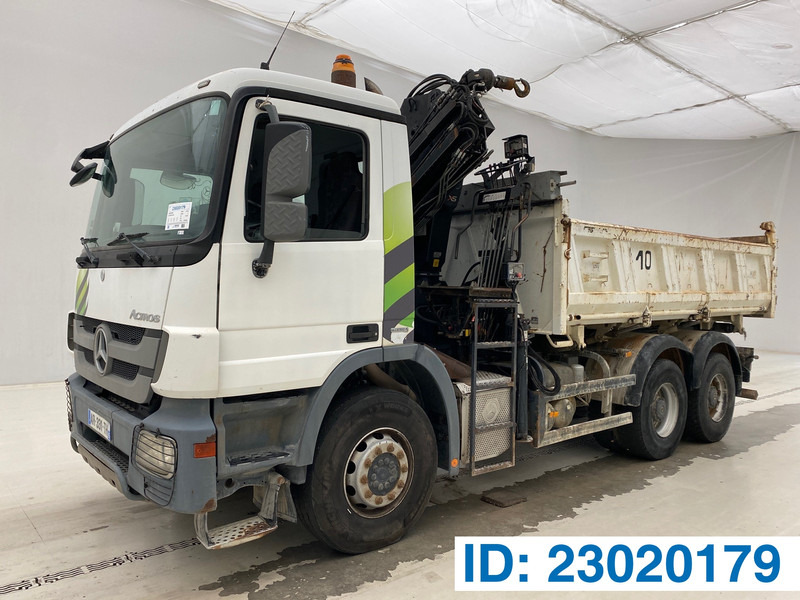 Mercedes-Benz Actros 3336 - 6x4 - Tipper, Crane truck: picture 1 Mercedes-Benz Actros 3336 - 6x4 - Tipper, Crane truck: picture 1