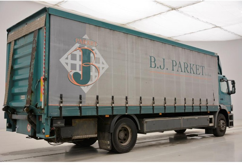 Mercedes-Benz Atego 1823 - damaged engine - Curtain side truck: picture 4 Mercedes-Benz Atego 1823 - damaged engine - Curtain side truck: picture 4