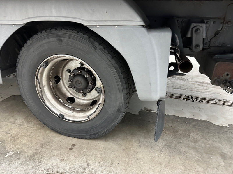 Box truck Mercedes-Benz Atego 815: picture 11