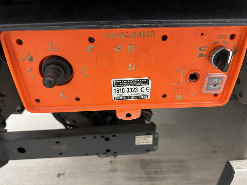 Renault Midlum D12 - Refrigerated truck: picture 5 Renault Midlum D12 - Refrigerated truck: picture 5