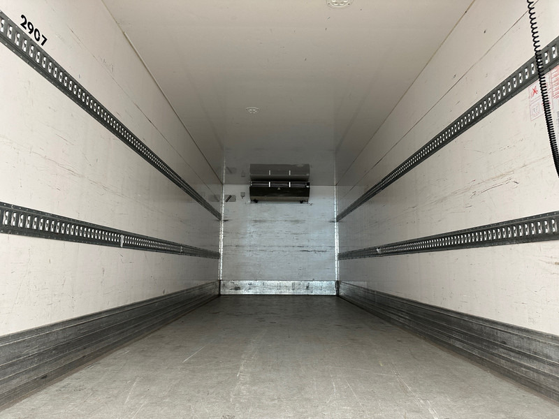 Refrigerated truck Renault Premium 380 DXi*: picture 9