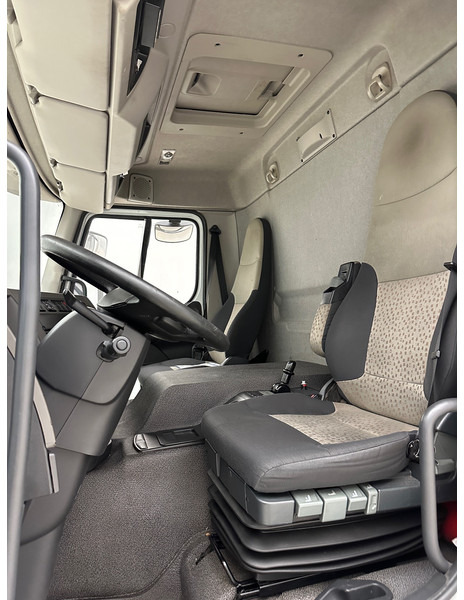 Refrigerated truck Renault Premium 380 DXi*: picture 14
