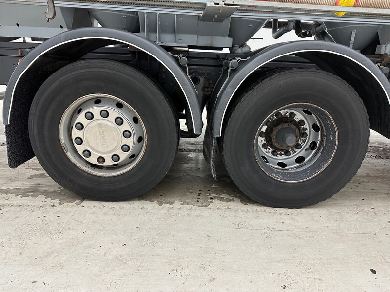Scania P310 - 6x2 - Tanker truck: picture 4 Scania P310 - 6x2 - Tanker truck: picture 4