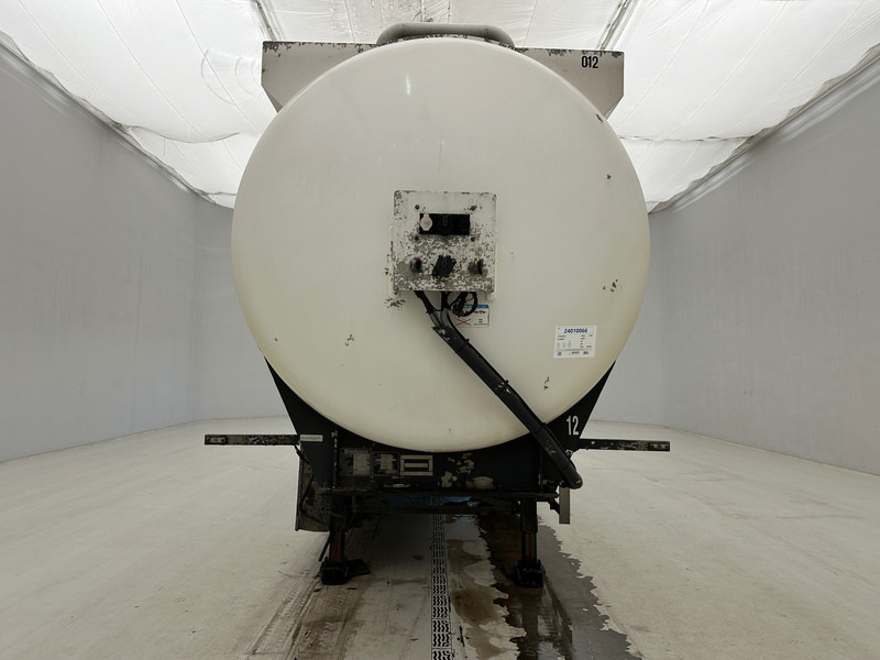 Stokota Tank 39000 L - Tanker semi-trailer: picture 2 Stokota Tank 39000 L - Tanker semi-trailer: picture 2