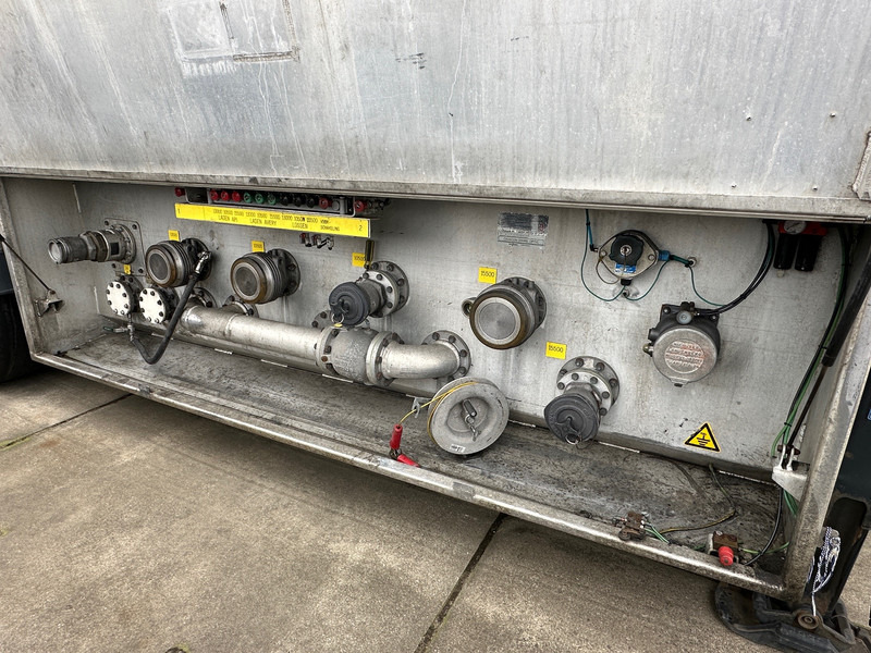 Stokota Tank 39000 L - Tanker semi-trailer: picture 5 Stokota Tank 39000 L - Tanker semi-trailer: picture 5