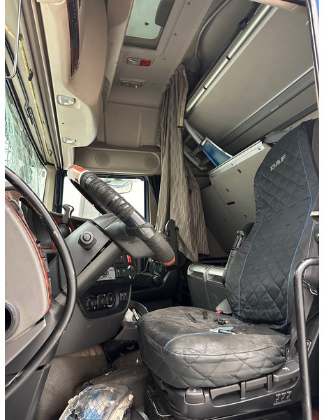 Tractor unit DAF XF 510 Super Space Cab: picture 12 Tractor unit DAF XF 510 Super Space Cab: picture 12