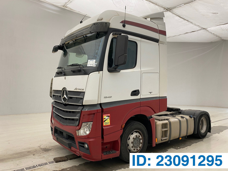 Mercedes-Benz Actros 1942 - Tractor unit: picture 1 Mercedes-Benz Actros 1942 - Tractor unit: picture 1