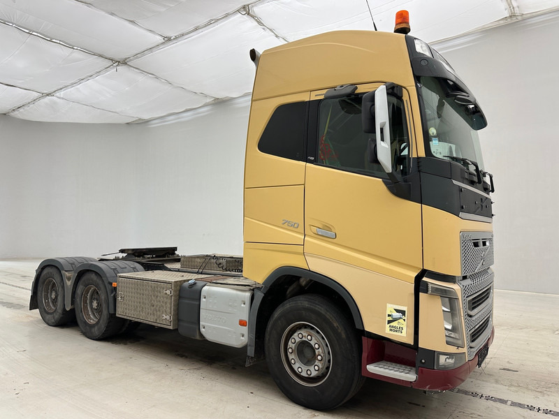 Volvo FH16.750 - 6x4 - Tractor unit: picture 3 Volvo FH16.750 - 6x4 - Tractor unit: picture 3