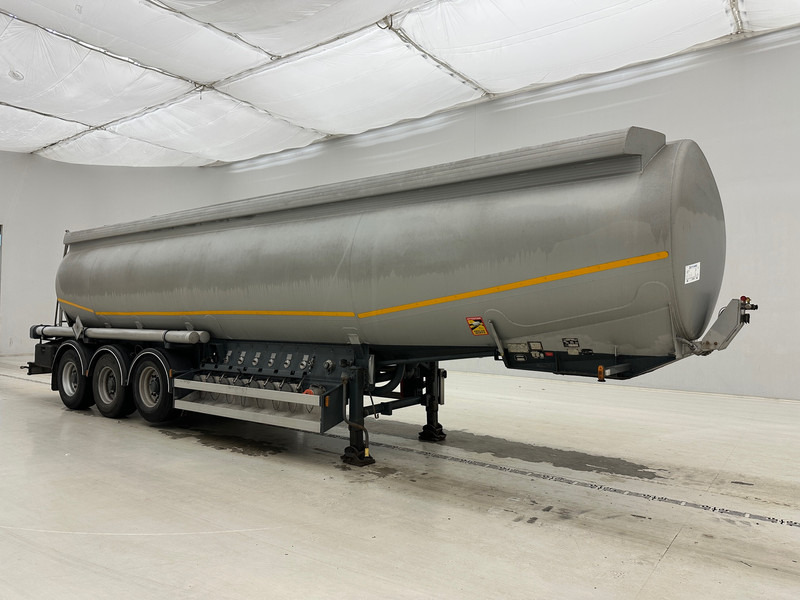 Trailer Tank 39000 L* - Tanker semi-trailer: picture 3 Trailer Tank 39000 L* - Tanker semi-trailer: picture 3