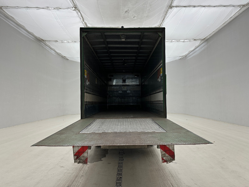 Volvo FE 300 - 6x2 - Box truck: picture 4 Volvo FE 300 - 6x2 - Box truck: picture 4