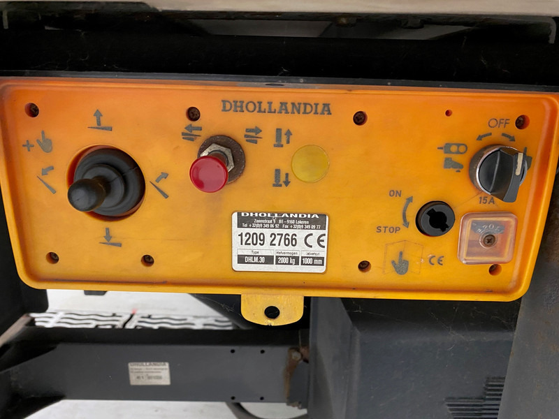 Volvo FL 240 - Box truck: picture 5 Volvo FL 240 - Box truck: picture 5