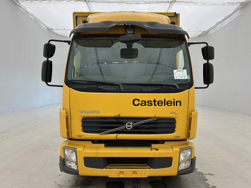 Volvo FL 240 - Box truck: picture 2 Volvo FL 240 - Box truck: picture 2