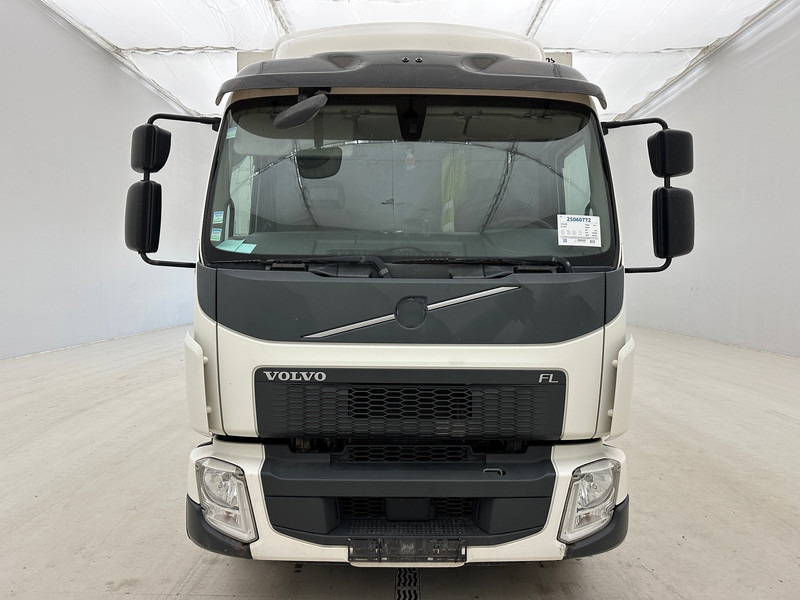 Volvo FL 250 - Refrigerated truck: picture 2 Volvo FL 250 - Refrigerated truck: picture 2