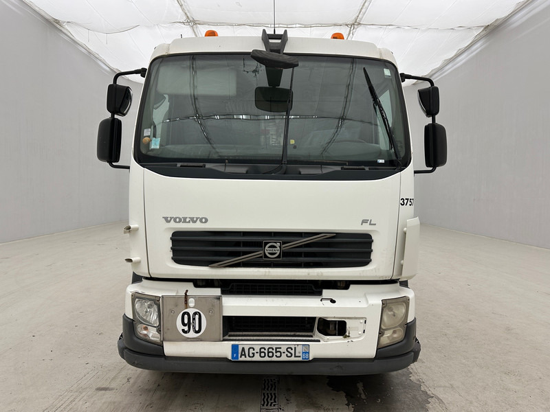 Volvo FL 290* - Tanker truck: picture 2 Volvo FL 290* - Tanker truck: picture 2