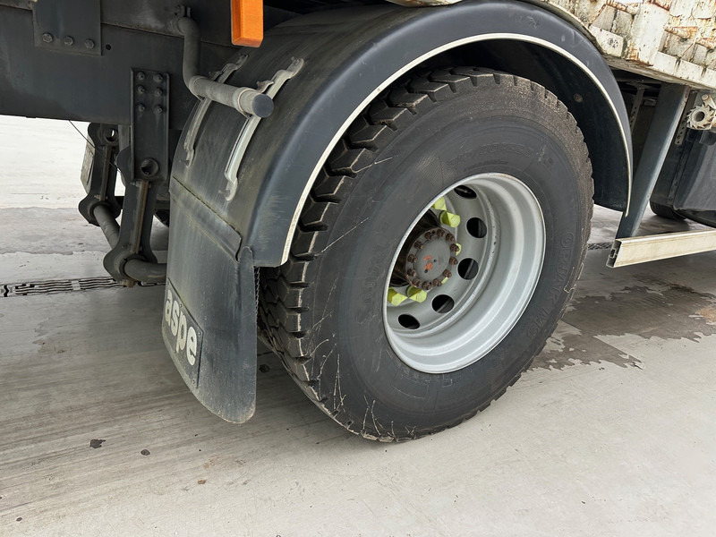 Volvo FL12.380 - Car transporter truck: picture 4 Volvo FL12.380 - Car transporter truck: picture 4