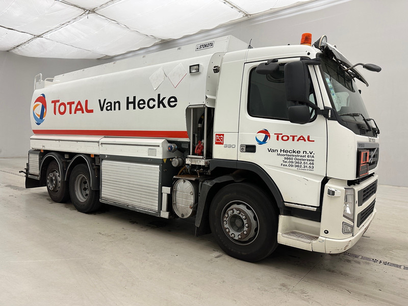 Volvo FM 300 - 6x2 - Tanker truck: picture 3 Volvo FM 300 - 6x2 - Tanker truck: picture 3