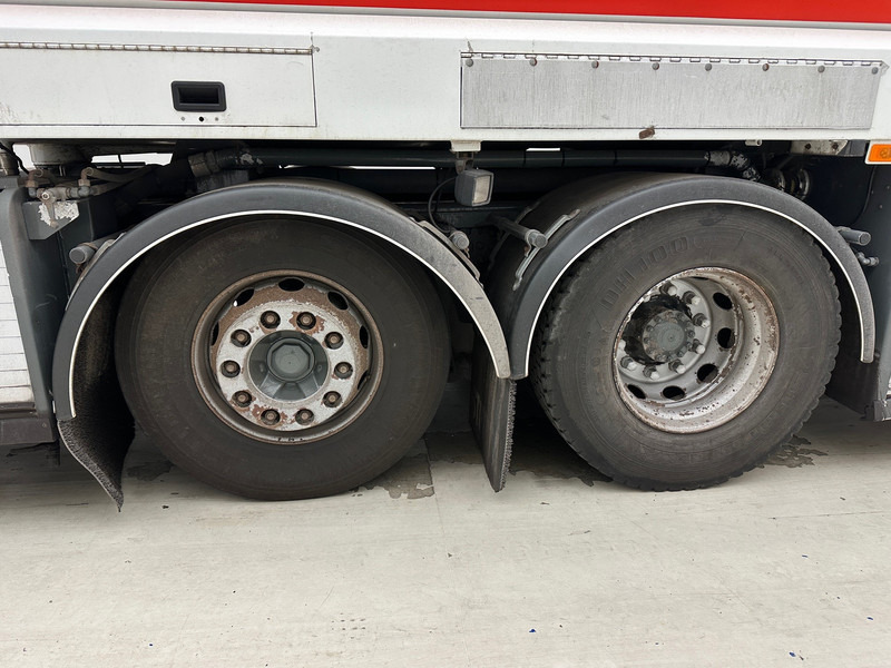 Tanker truck for transportation of fuel Volvo FM 300 - 6x2: picture 12