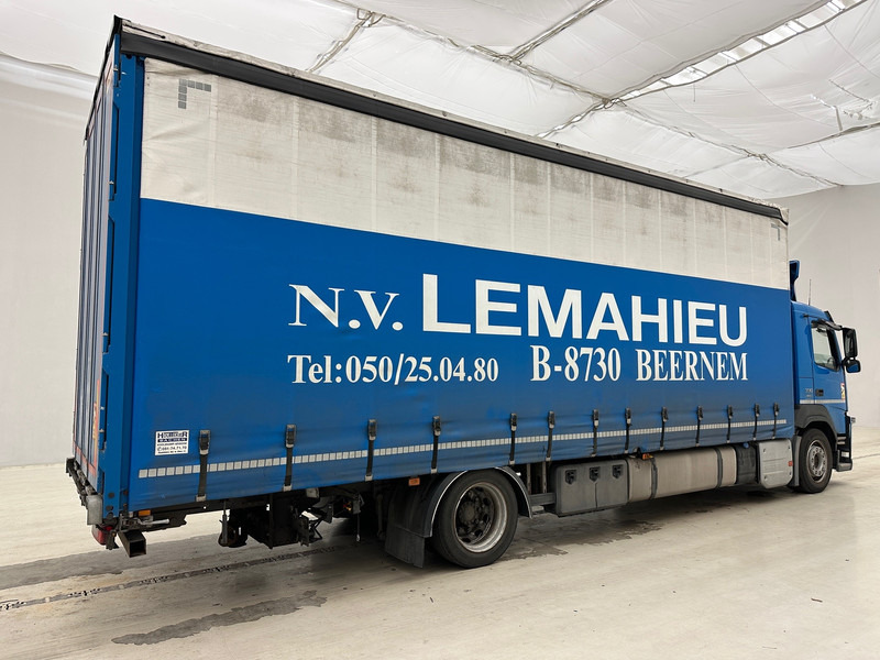 Volvo FM 330 - Curtain side truck: picture 4 Volvo FM 330 - Curtain side truck: picture 4