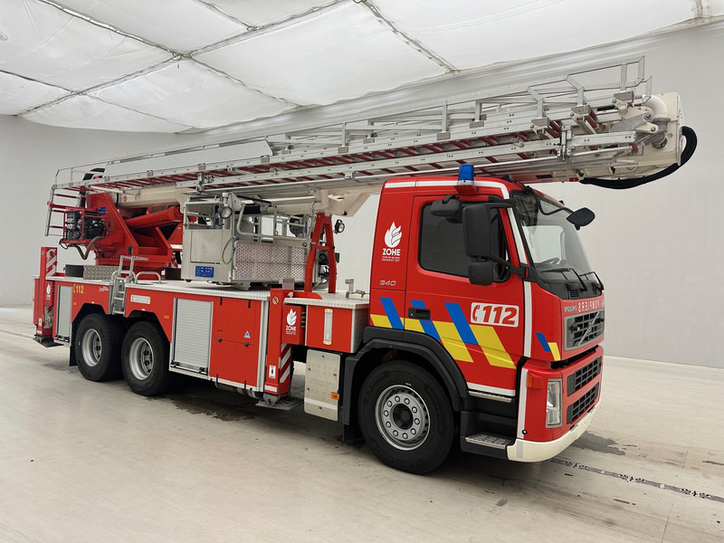 Volvo MAGIRUS ALP330 - FM 340 - 6x4 - Fire engine: picture 3 Volvo MAGIRUS ALP330 - FM 340 - 6x4 - Fire engine: picture 3