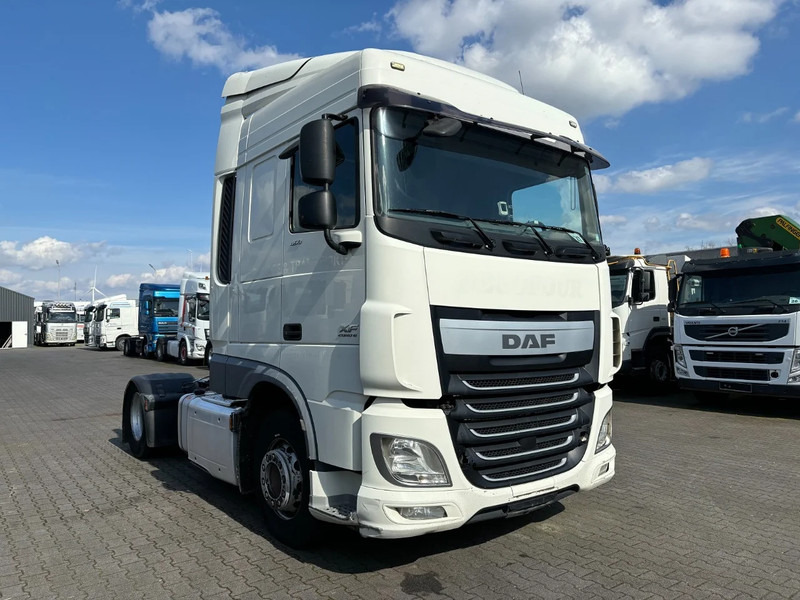 DAF XF 460 Spacecab Euro 6 - Tractor unit: picture 2 DAF XF 460 Spacecab Euro 6 - Tractor unit: picture 2