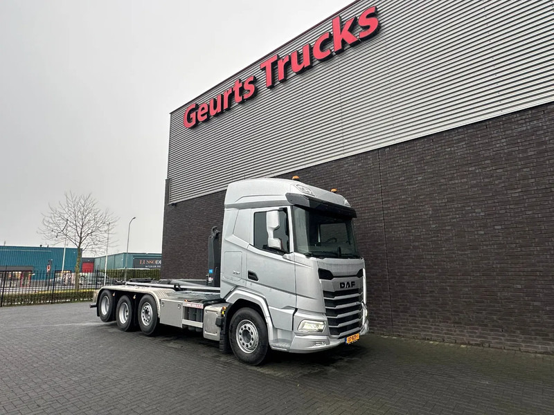 DAF XF 530 8X2 TRIPLE VDL S-30-6700 HAAKARMSYSTEEM/ABROLLKIPPER/HOOKLIFT/NIEUW/NEW - Hook lift truck: picture 5 DAF XF 530 8X2 TRIPLE VDL S-30-6700 HAAKARMSYSTEEM/ABROLLKIPPER/HOOKLIFT/NIEUW/NEW - Hook lift truck: picture 5