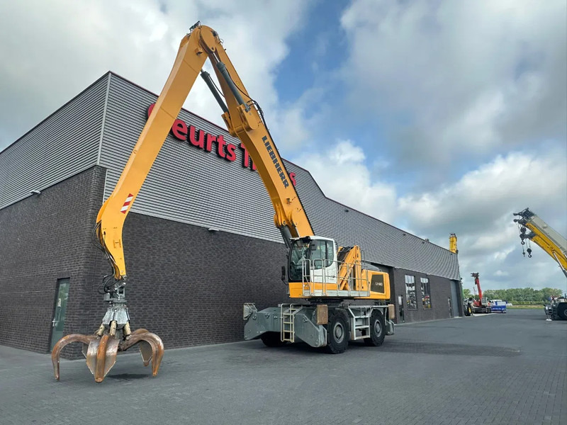Liebherr LH 60 M LITRONIC INDUSTRY MATERIAL HANDLER/ UMSCHLAGBAGGER/ OVERSLAGKRAAN - Material handler: picture 2 Liebherr LH 60 M LITRONIC INDUSTRY MATERIAL HANDLER/ UMSCHLAGBAGGER/ OVERSLAGKRAAN - Material handler: picture 2