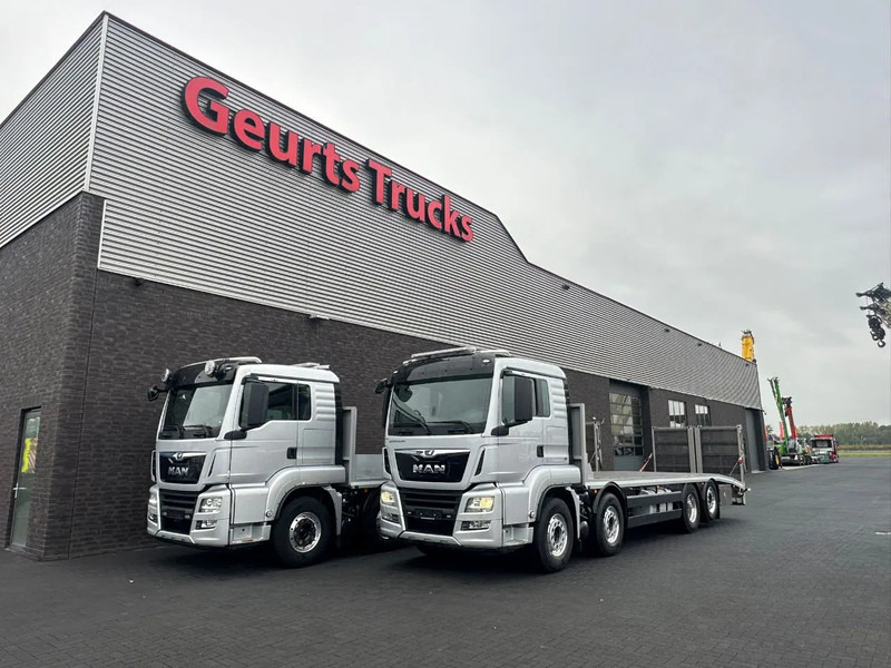 MAN TGS 35.470 8X2 OPRIJWAGEN/MACHINE TRANSPORTER/PLATEAU/ - Car transporter truck: picture 2 MAN TGS 35.470 8X2 OPRIJWAGEN/MACHINE TRANSPORTER/PLATEAU/ - Car transporter truck: picture 2