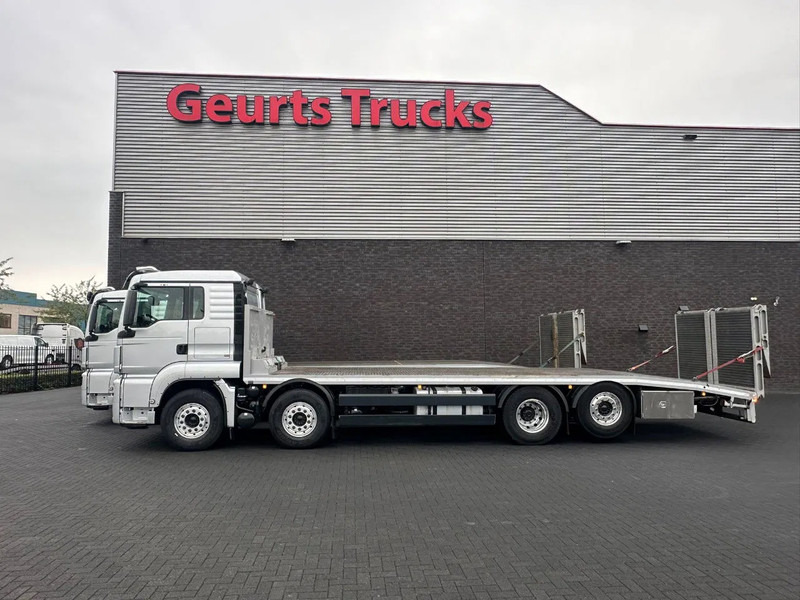 MAN TGS 35.470 8X2 OPRIJWAGEN/MACHINE TRANSPORTER/PLATEAU/ - Car transporter truck: picture 3 MAN TGS 35.470 8X2 OPRIJWAGEN/MACHINE TRANSPORTER/PLATEAU/ - Car transporter truck: picture 3