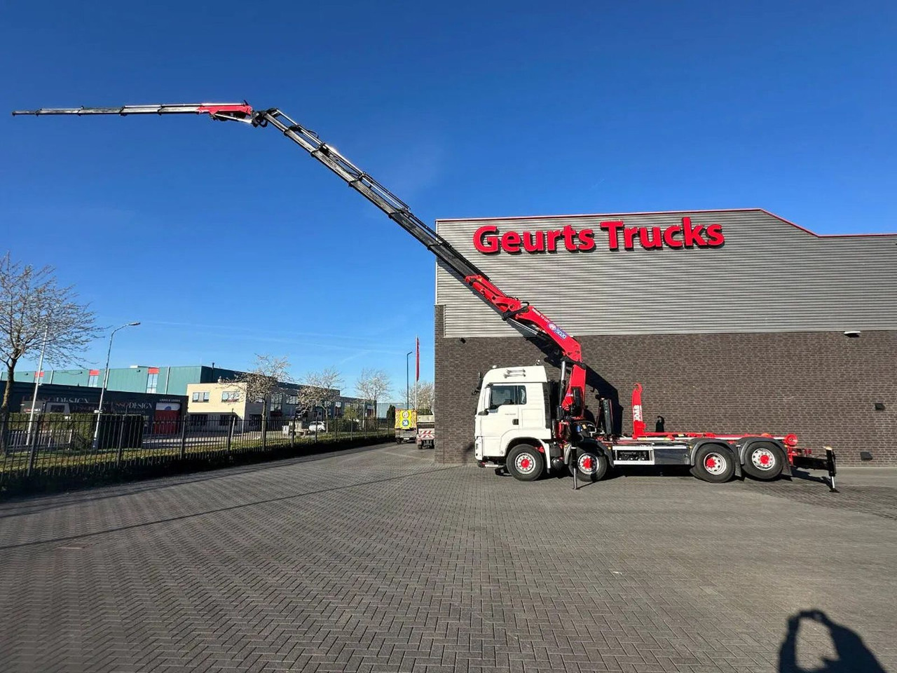 MAN TGS 35.510 8X4H-6BL HMF5020 RCS K6 + FLY-JIB FJ1 - Hook lift truck, Crane truck: picture 4 MAN TGS 35.510 8X4H-6BL HMF5020 RCS K6 + FLY-JIB FJ1 - Hook lift truck, Crane truck: picture 4