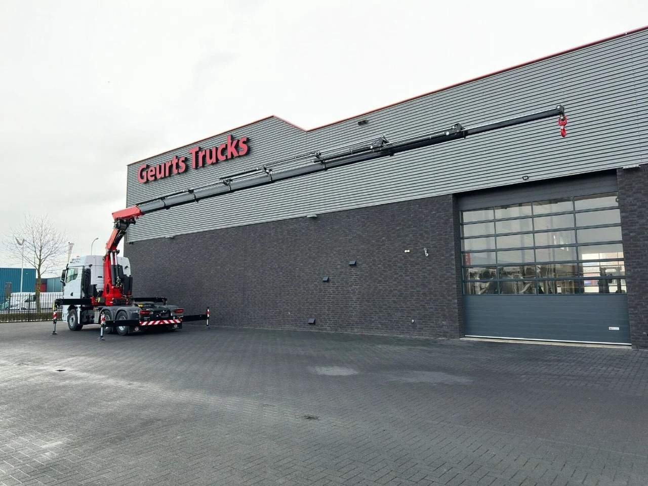MAN TGX 33.520 6X4 TREKKER-BAKWAGEN COMBI + FASSI F4 - Crane truck: picture 3 MAN TGX 33.520 6X4 TREKKER-BAKWAGEN COMBI + FASSI F4 - Crane truck: picture 3