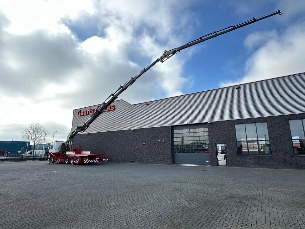 Scania R480 10X4 TREKKER-BAKWAGEN COMBI + PALFINGER PK - Crane truck: picture 3 Scania R480 10X4 TREKKER-BAKWAGEN COMBI + PALFINGER PK - Crane truck: picture 3