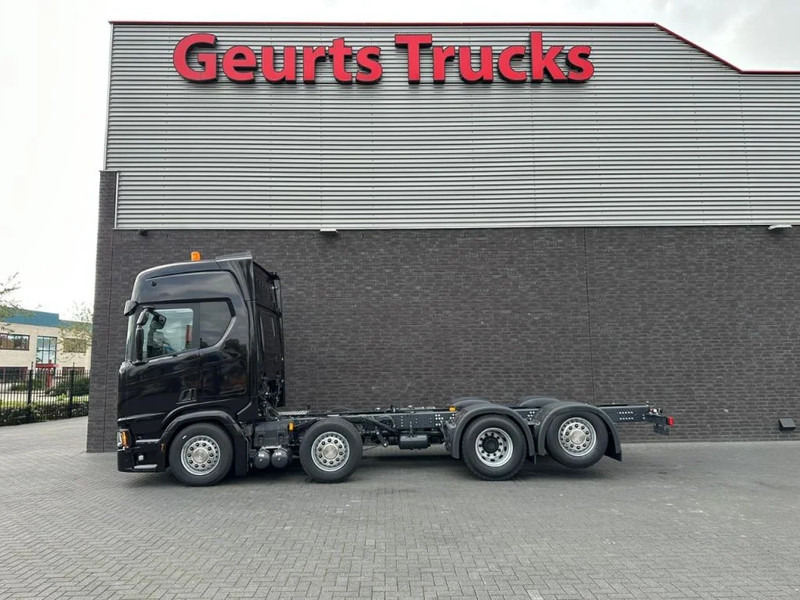 Scania R540 NGS 8X2 CHASSIS NIEUW/NEUE/NEW FULL OPTIONS 4X IN STOCK !!! - Cab chassis truck: picture 1 Scania R540 NGS 8X2 CHASSIS NIEUW/NEUE/NEW FULL OPTIONS 4X IN STOCK !!! - Cab chassis truck: picture 1