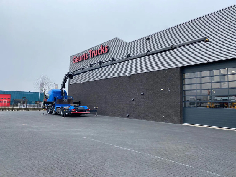 Scania R560 V8 8X2 TREKKER/BAKWAGEN + HIAB 477E-8 HIPRO KRAAN/KRAN/CRANE/GRUA - Crane truck: picture 5 Scania R560 V8 8X2 TREKKER/BAKWAGEN + HIAB 477E-8 HIPRO KRAAN/KRAN/CRANE/GRUA - Crane truck: picture 5