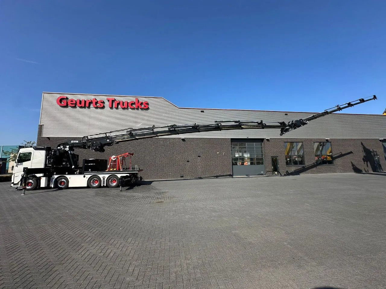 Volvo FH 540 8X4F R TREKKER / BAKWAGEN MET EFFER 1405/ - Crane truck: picture 5 Volvo FH 540 8X4F R TREKKER / BAKWAGEN MET EFFER 1405/ - Crane truck: picture 5