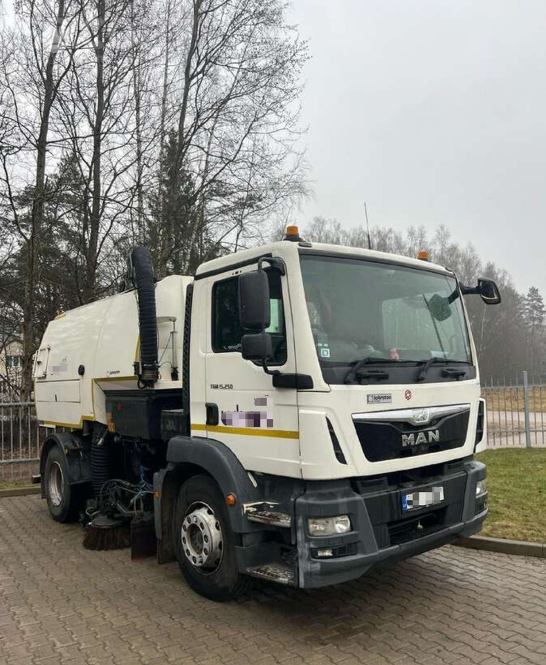 JOHNSTON VT651 - Road sweeper: picture 1 JOHNSTON VT651 - Road sweeper: picture 1