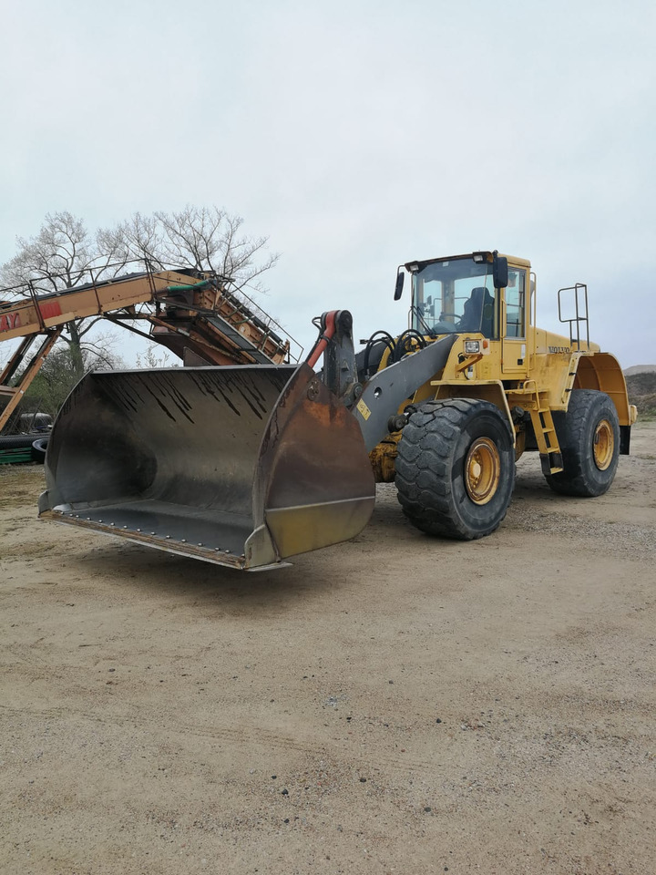 Wheel loader Volvo L150E: picture 8