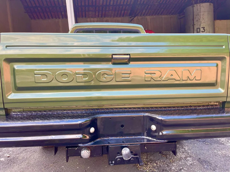 Dodge Ram 150 Custom V8 Benzine - Pickup truck: picture 5 Dodge Ram 150 Custom V8 Benzine - Pickup truck: picture 5