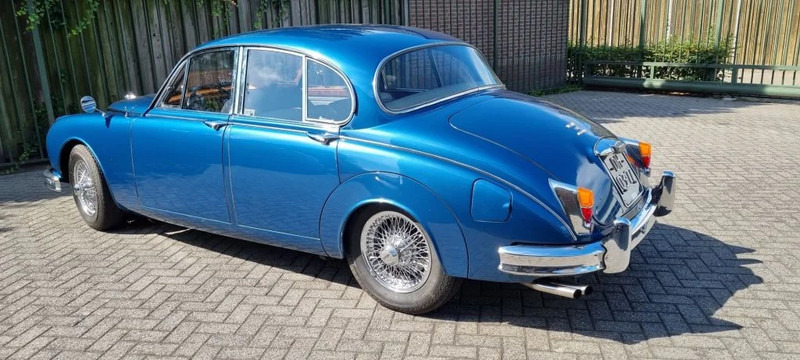 Jaguar MK11-3.8 Automatic MK 11 - Saloon car: picture 2 Jaguar MK11-3.8 Automatic MK 11 - Saloon car: picture 2