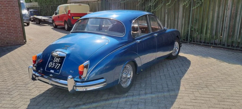 Jaguar MK11-3.8 Automatic MK 11 - Saloon car: picture 4 Jaguar MK11-3.8 Automatic MK 11 - Saloon car: picture 4