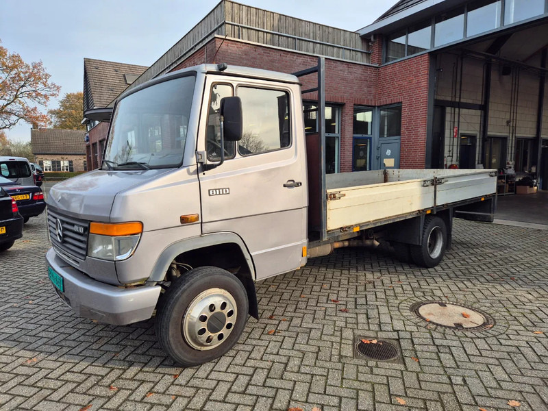 Mercedes-Benz 811.... steel suspension - Dropside/ Flatbed truck: picture 2 Mercedes-Benz 811.... steel suspension - Dropside/ Flatbed truck: picture 2
