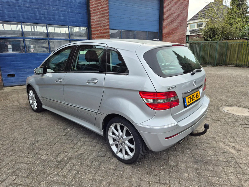 Mercedes-Benz B-Klasse 200 Automaat.trekhaak. - Car: picture 4 Mercedes-Benz B-Klasse 200 Automaat.trekhaak. - Car: picture 4