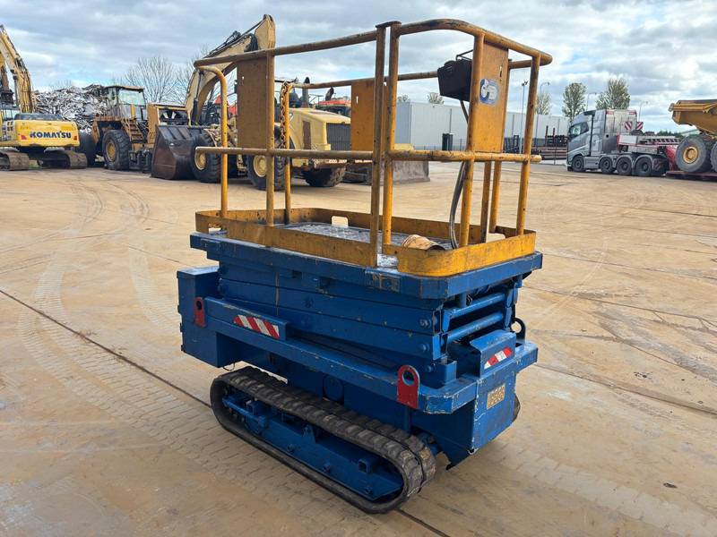 Aichi RV042 - Scissor lift: picture 5 Aichi RV042 - Scissor lift: picture 5