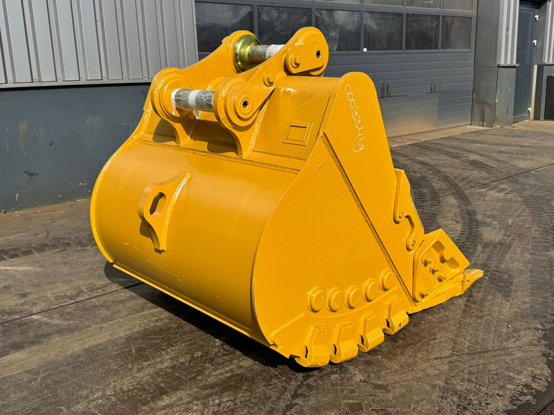 Caterpillar 323D2,324D/E,326D2/F,329D/D2/E,330D2/F - Bucket: picture 2 Caterpillar 323D2,324D/E,326D2/F,329D/D2/E,330D2/F - Bucket: picture 2