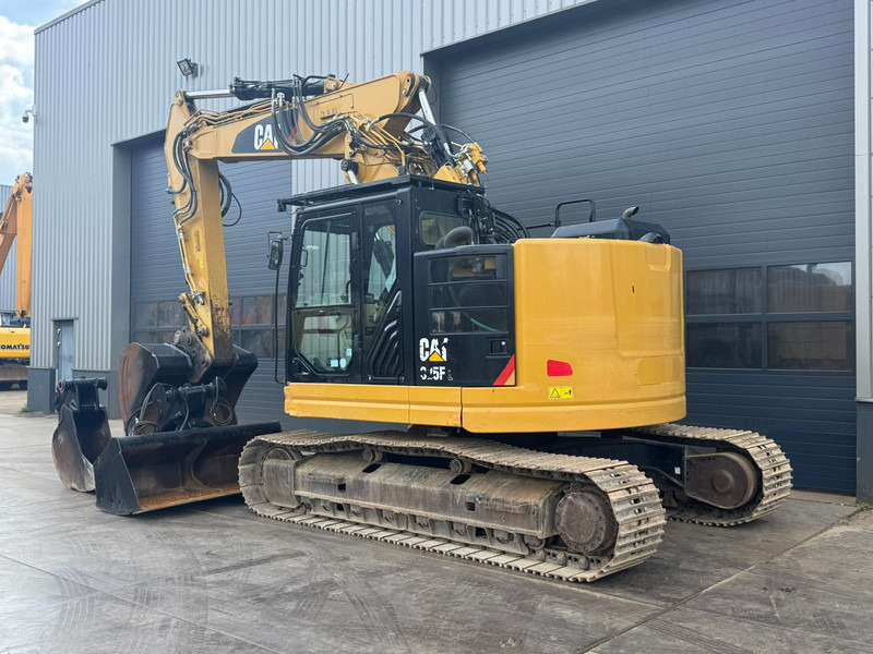 Caterpillar 325F LCR - 3 buckets - Crawler excavator: picture 3 Caterpillar 325F LCR - 3 buckets - Crawler excavator: picture 3